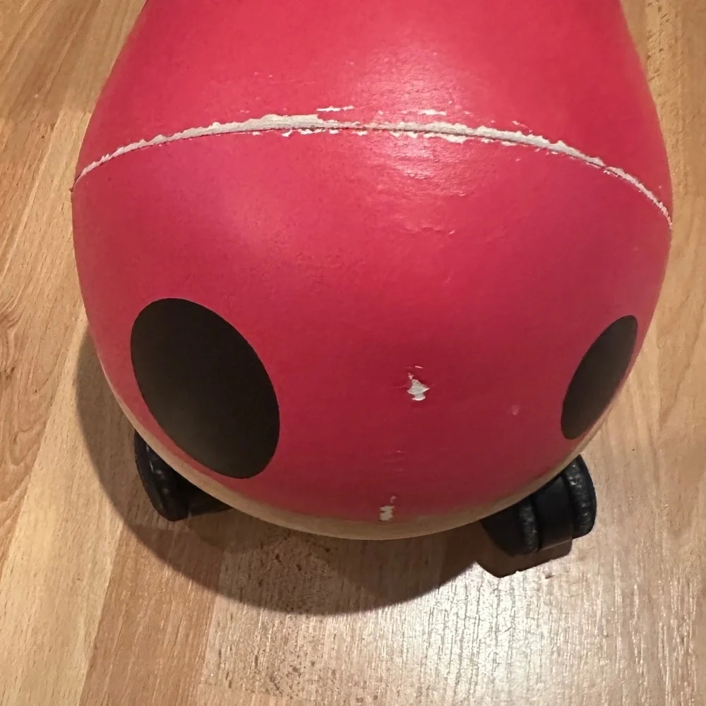 Ladybug Ride-On Toy - Picture 5 of 6